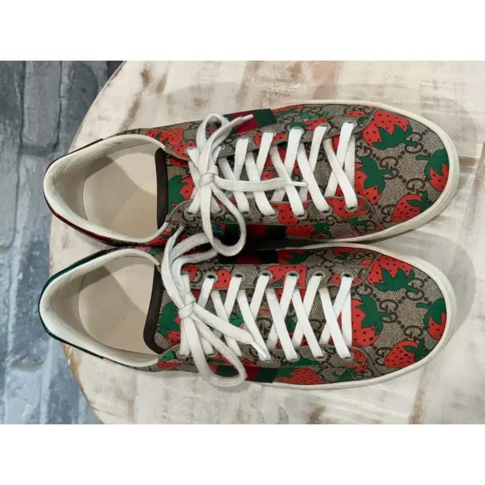 Gucci Ace GG Supreme Strawberry Sneakers size 39.5 eu 9.5w 433900
